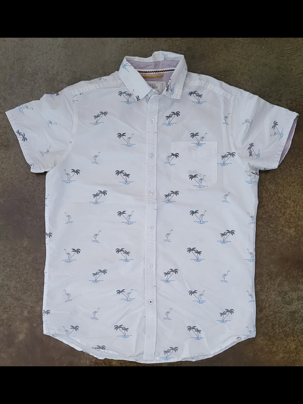 Free Planet White Short-Sleeve Button-Down with Blue and Gray Island Print